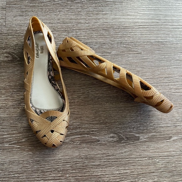 Miu Miu Gold Woven Flats - Picture 4 of 4
